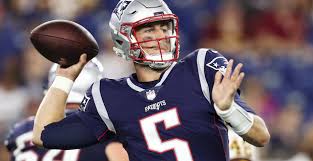 Danny Etling devient un récepteur large